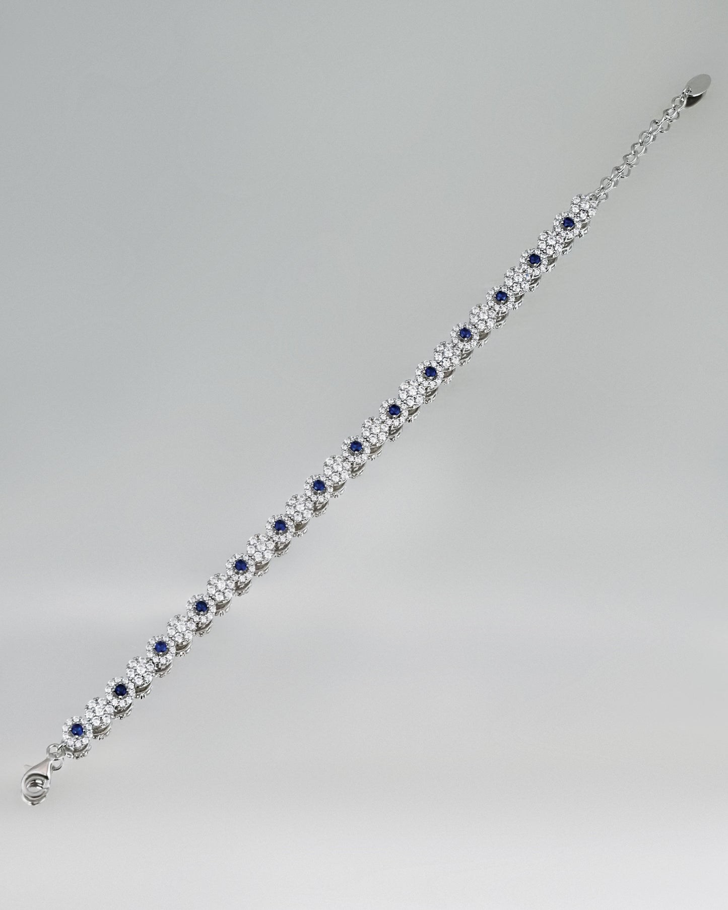 Sphere Dazzle Classic White & Blue Bracelet