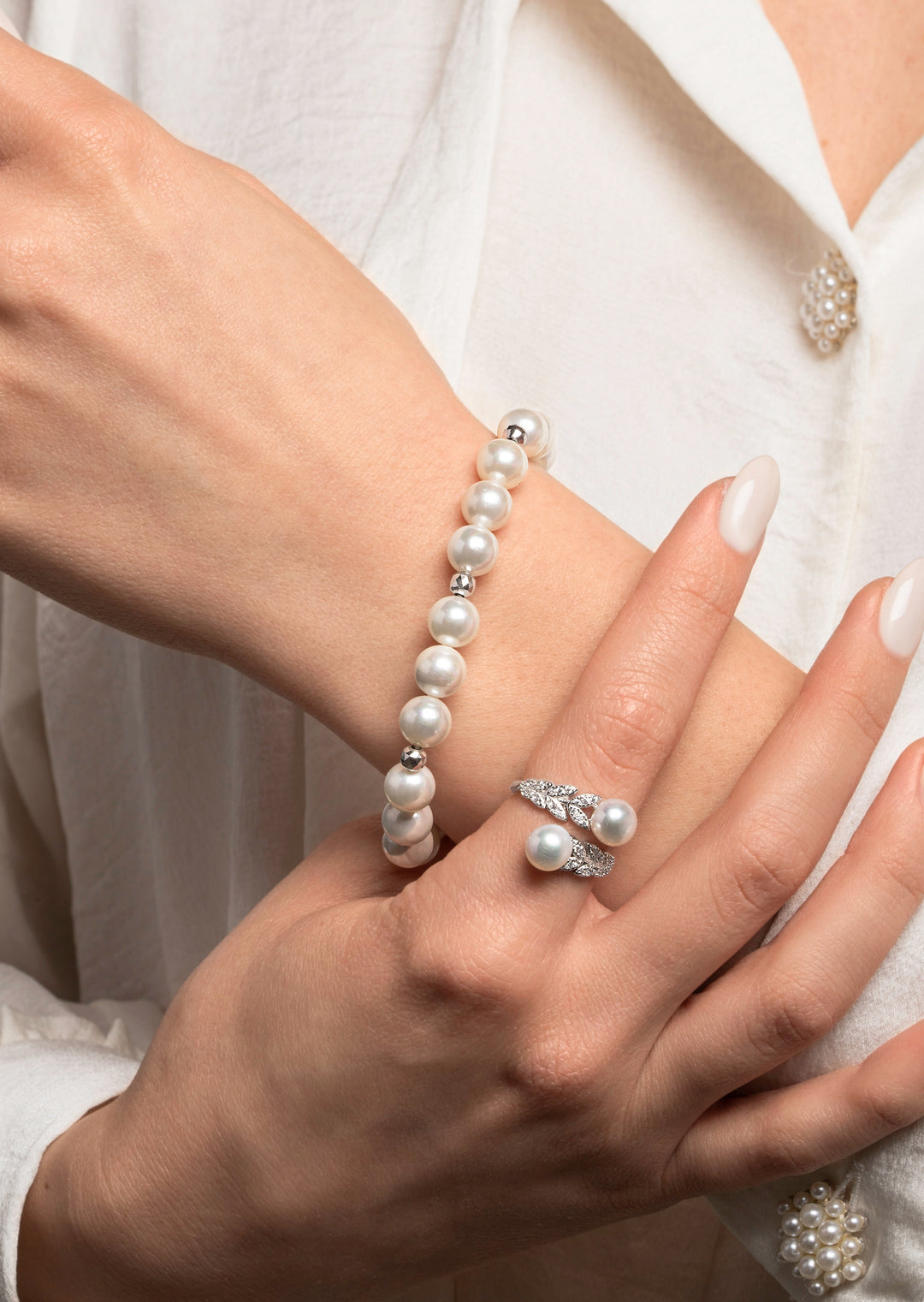 Pearl & Mini Ball Bracelet