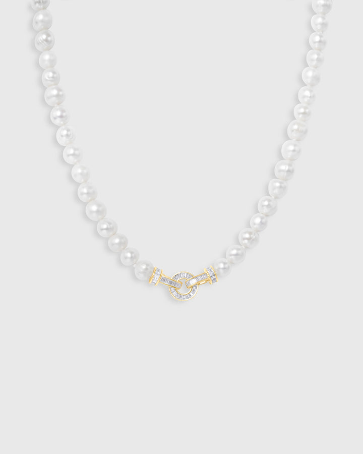 Baguette Oval Link Classic Pearl Necklace