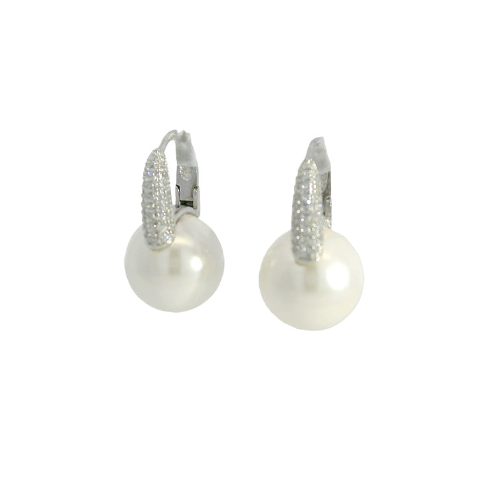 Hoop Earrings with Round Pearl
