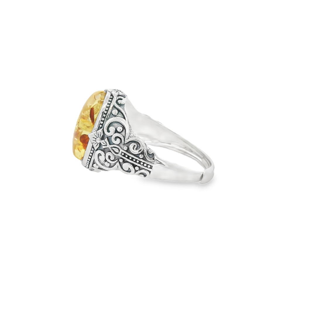 Amber Gem Thick Oval Ancient Ring