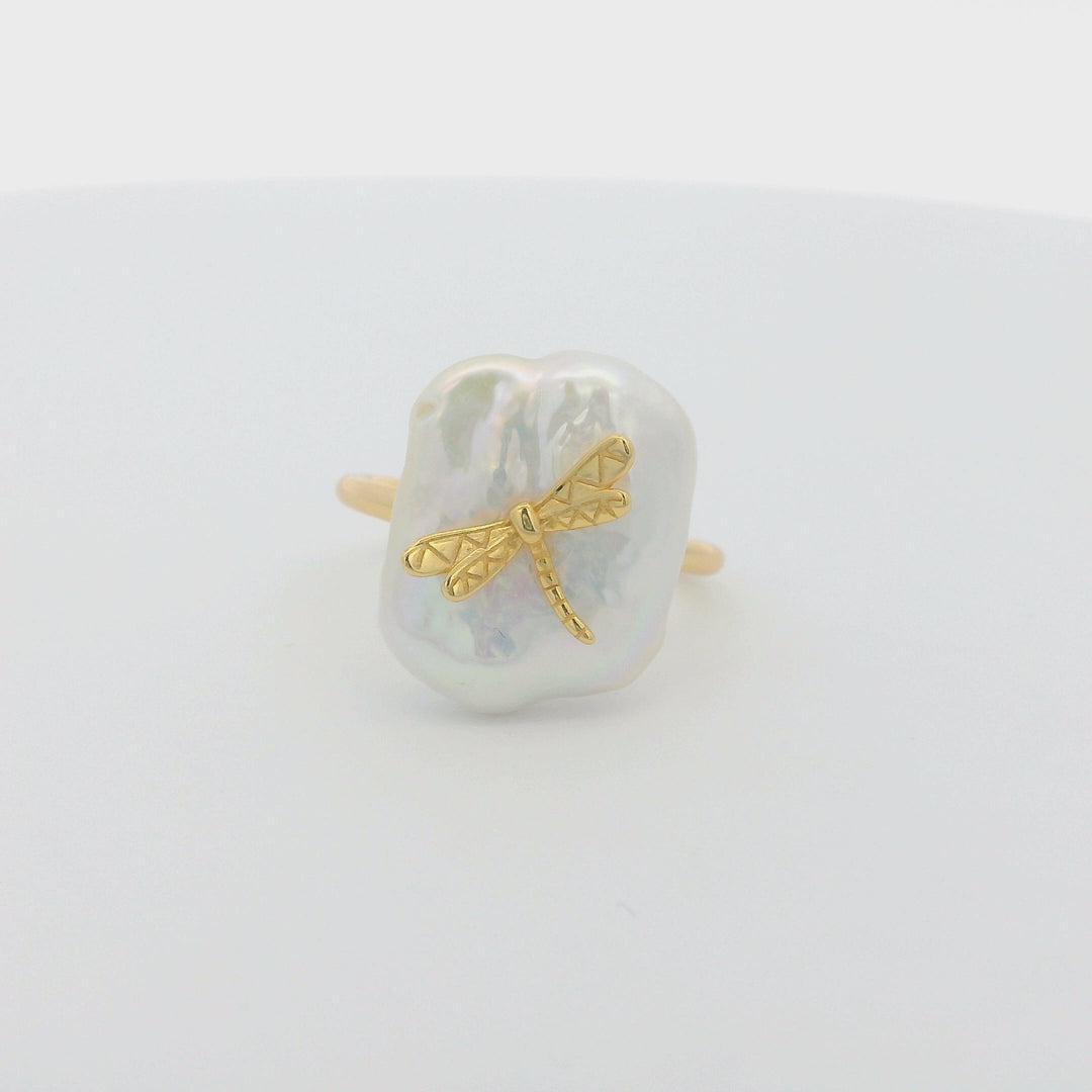 Dragonfly Mother Pearl 18K Gold Plated Ring