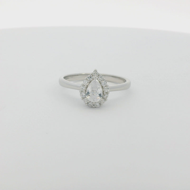 Tear Drop Dazzle Ring