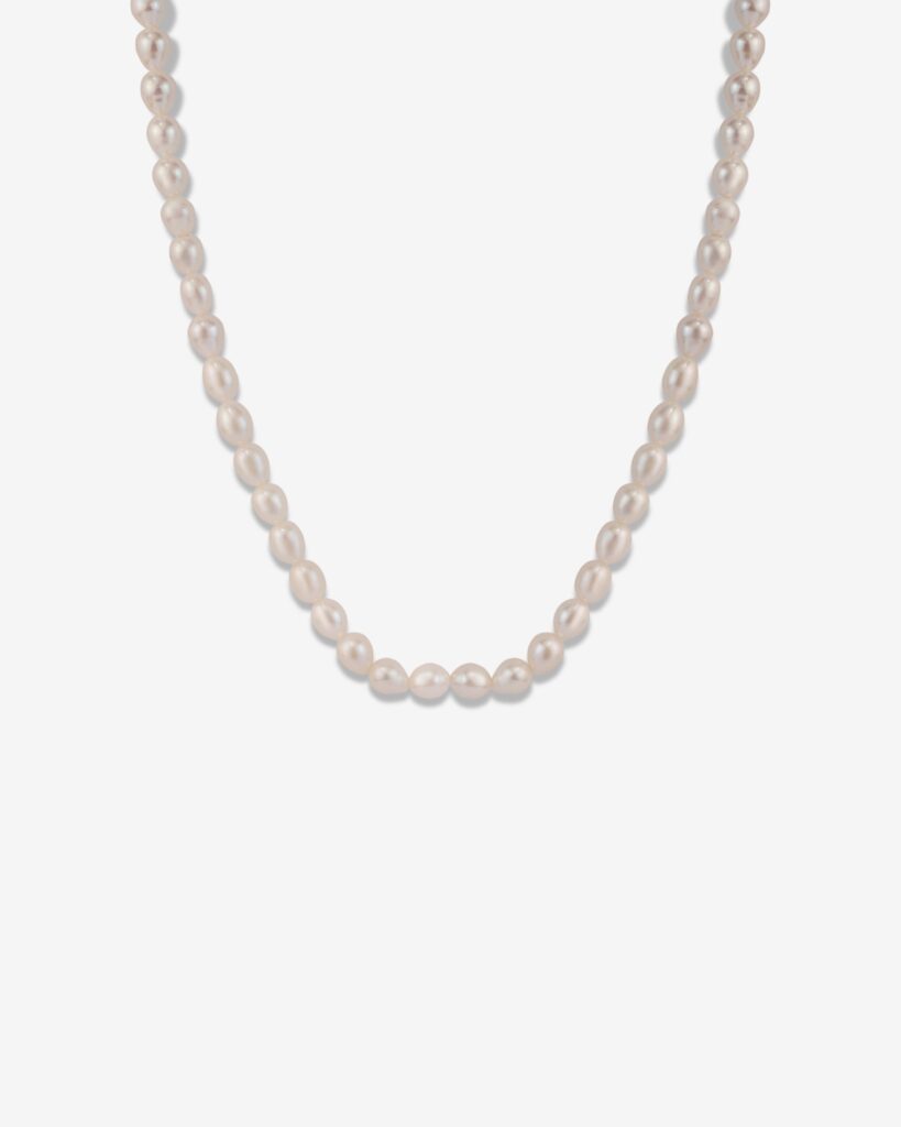 Classic Medium Pearl Necklace