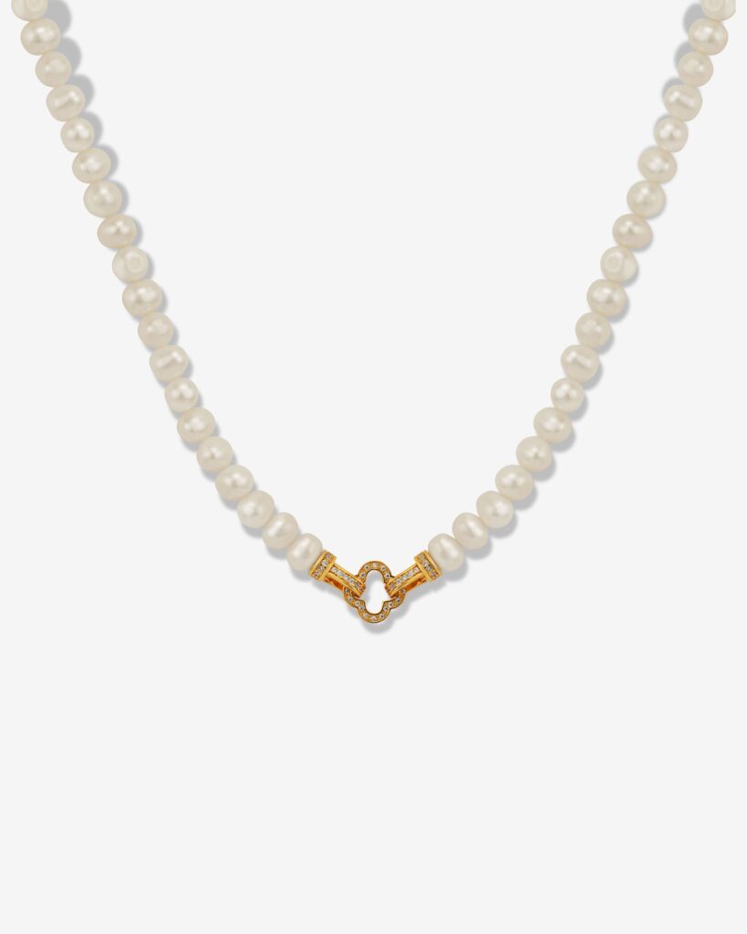 Lucky 4 Leaf Clover Charm SMALL Pearl Necklace