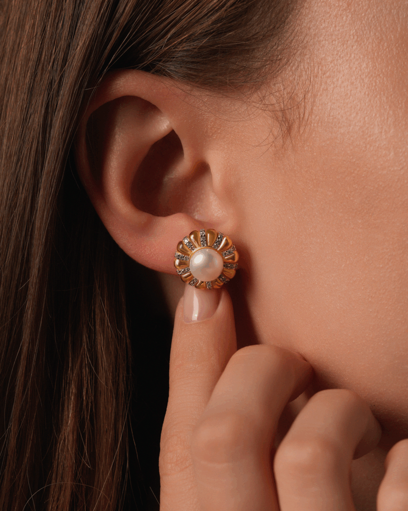 Crown Pearl Stud Earrings