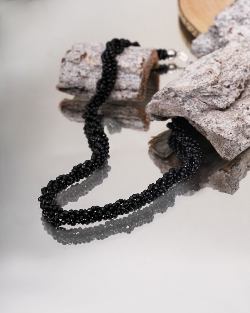 Black Thorpe Black Beads Necklace