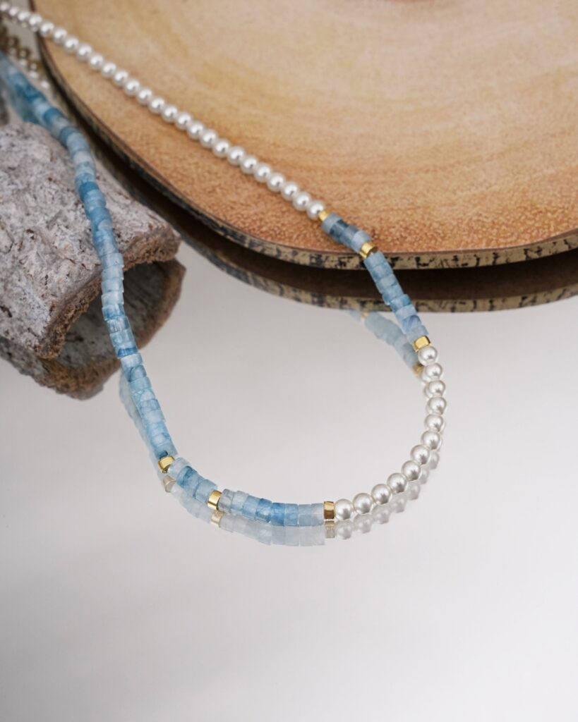 Beach Vibes Pearl Necklace