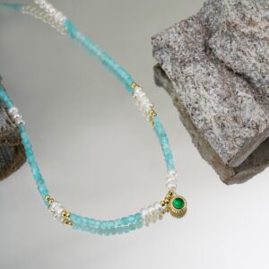 Emerald Gem Blue Beads Pearl Necklace