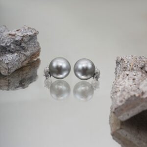 Black Chrome Dazzle Pearl Earrings