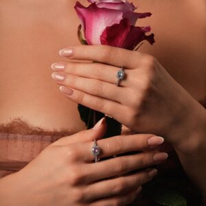 Roche Box White Dazzle Ring