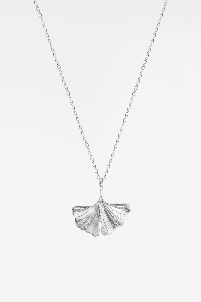 Mermaid Tail Roche Necklace