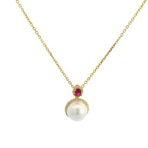 Classic Luminous Pearl Strand Necklace
